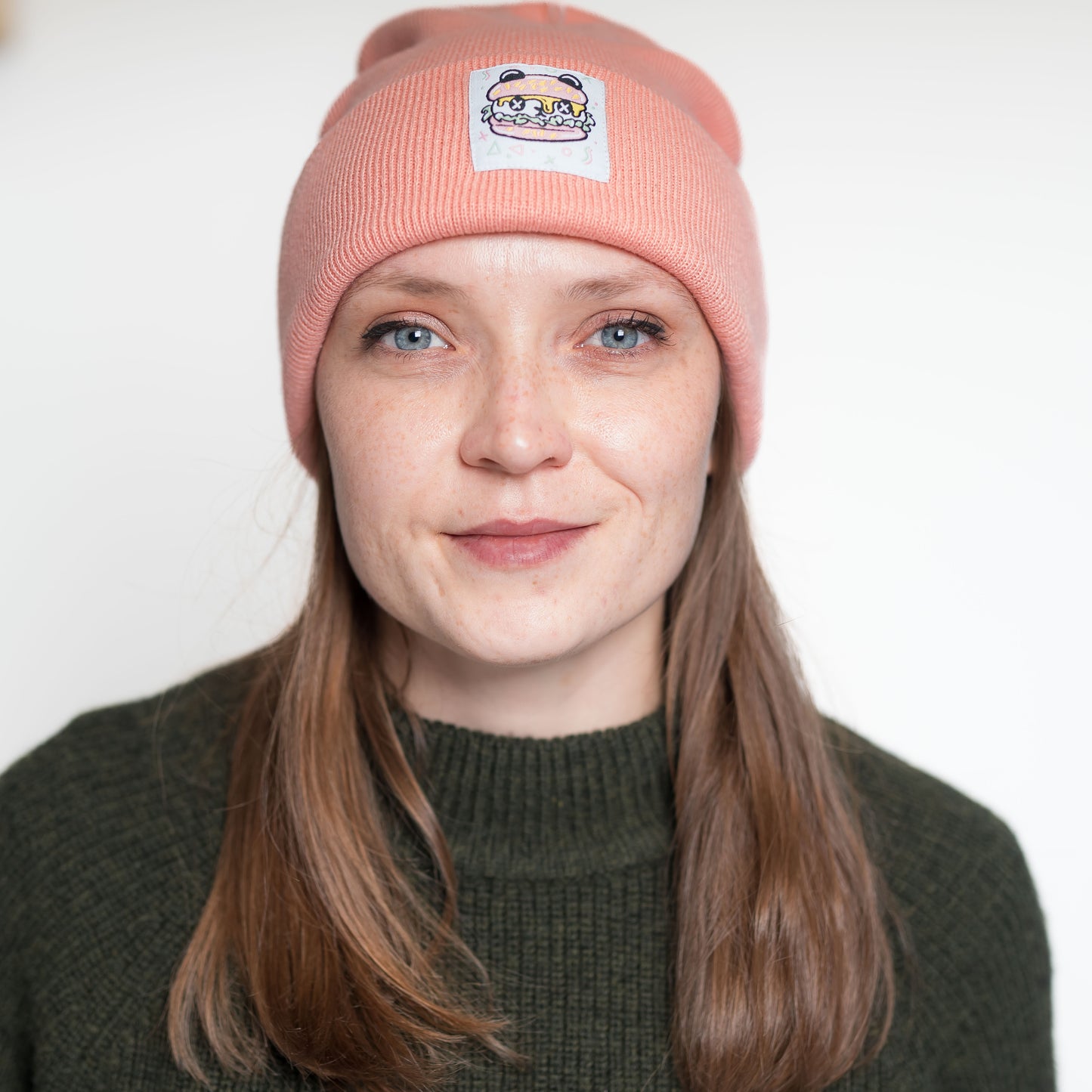 PANDA POUNDER - Salmon Pink Beanie